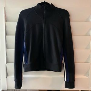 *SOLD* Lululemon Cover Your Tracks Jacket size 4